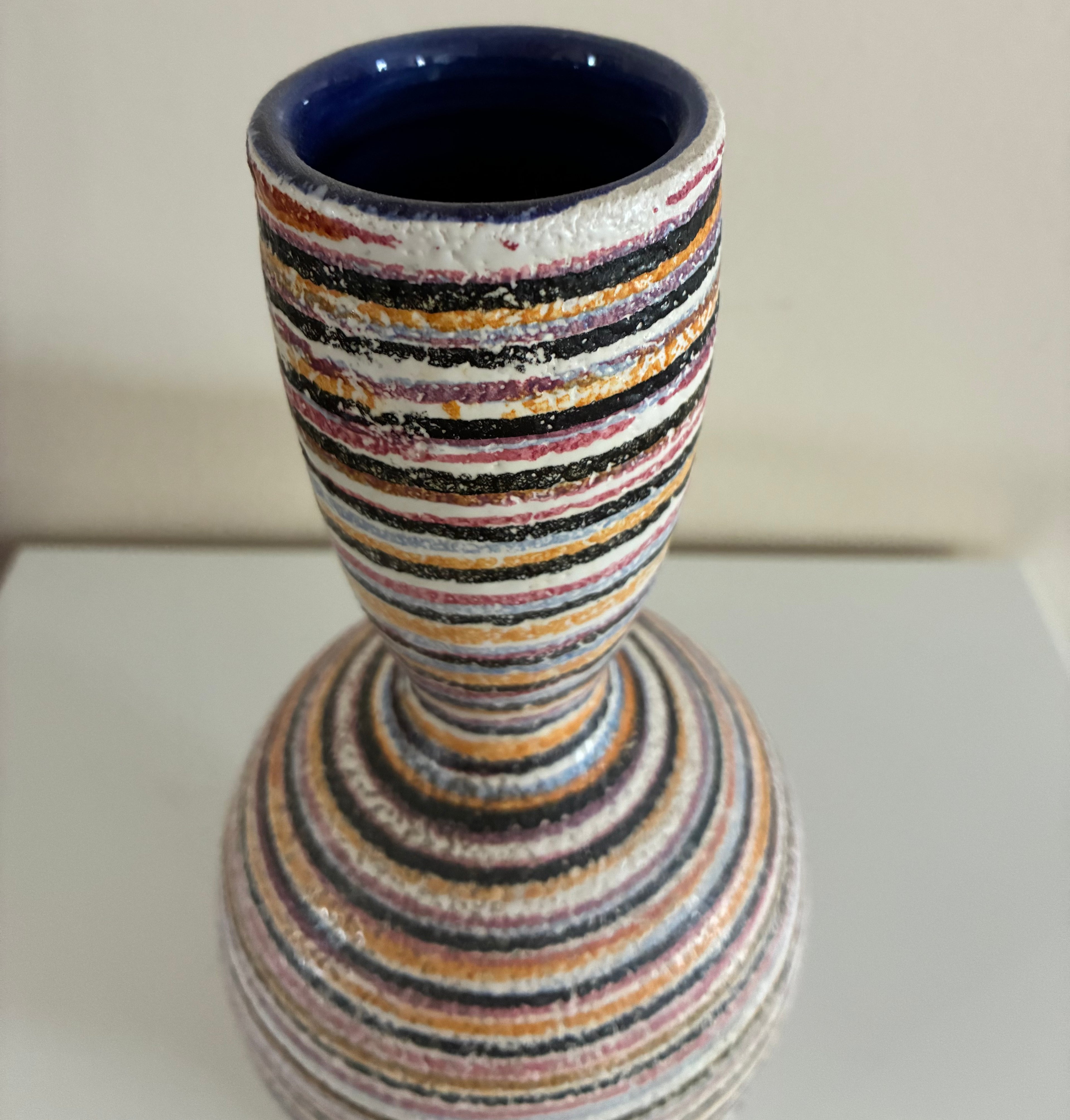 Guildcraft 9” pottery vase Italy