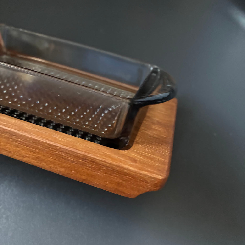 Luthje Teak tray with glass dish